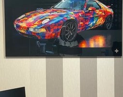 Plexiglas schilderij sportwagen met mozaïekpatroon